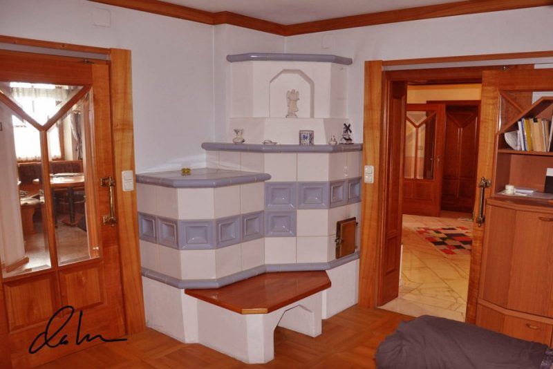 kachelofen_gusstr_sitzbank