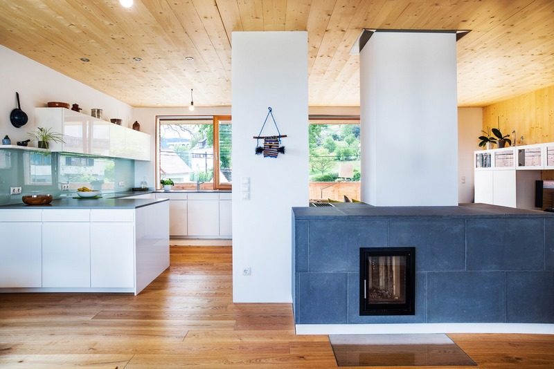 Moderner Speicherofen von Mahr Zimmerei_Luttenberger_19_Haus_Ulrich